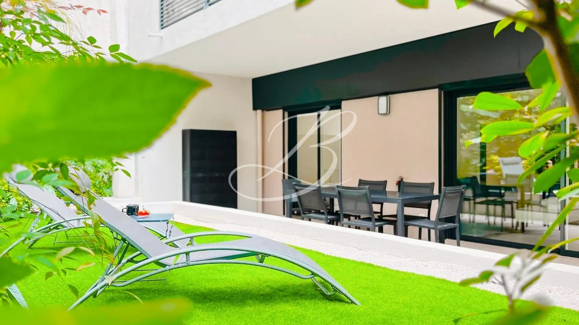 Le Garden Croisette - Close To Beaches And Palace Cannes 0*,  Francie